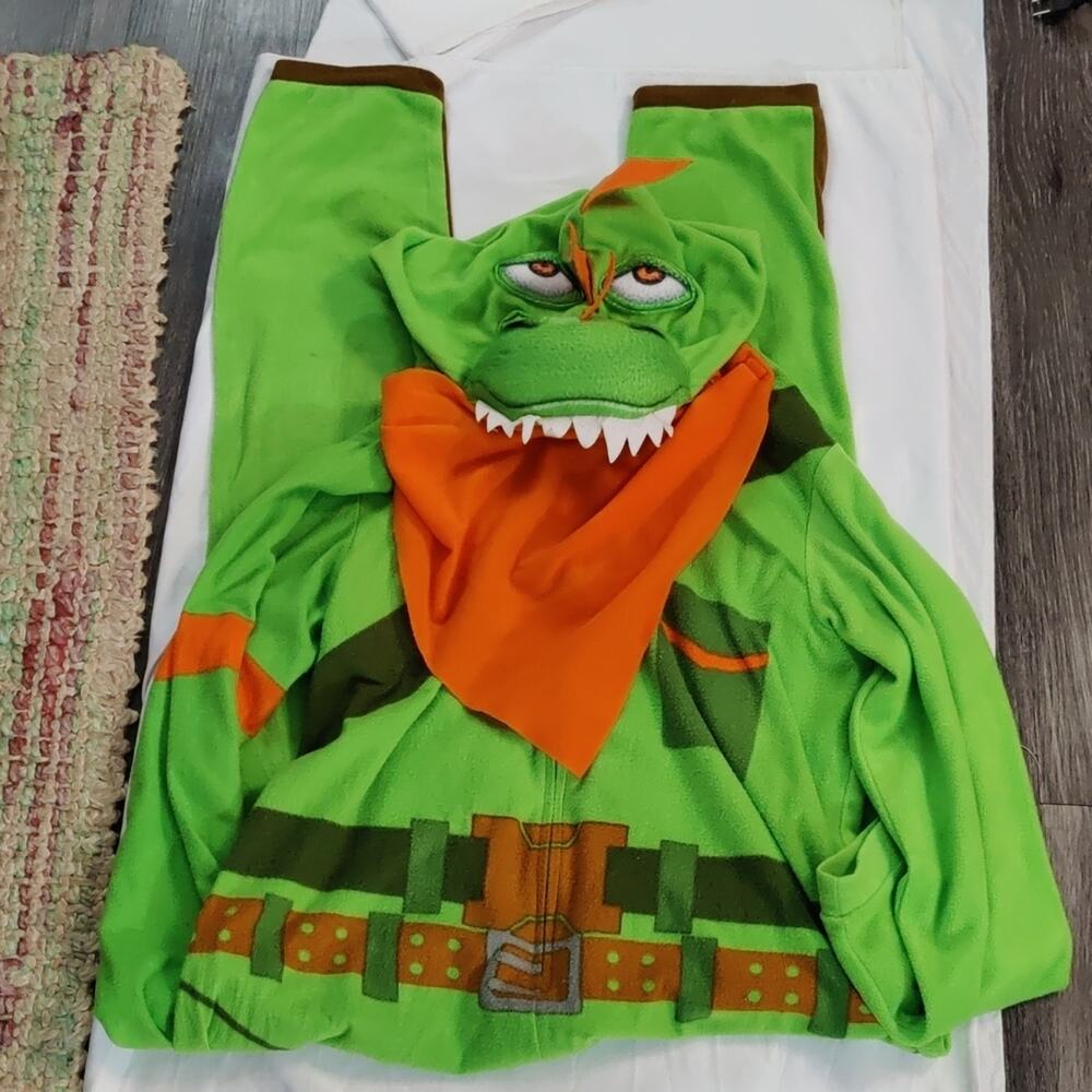 FORTNITE Green Dinosaur Onesie Jumpsuit PJS  M Cosplay Convention Fantasy Games